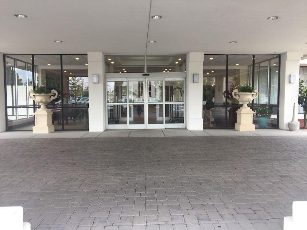 Clarion Hotel Fort Mill Near Amusement Park Exterior photo