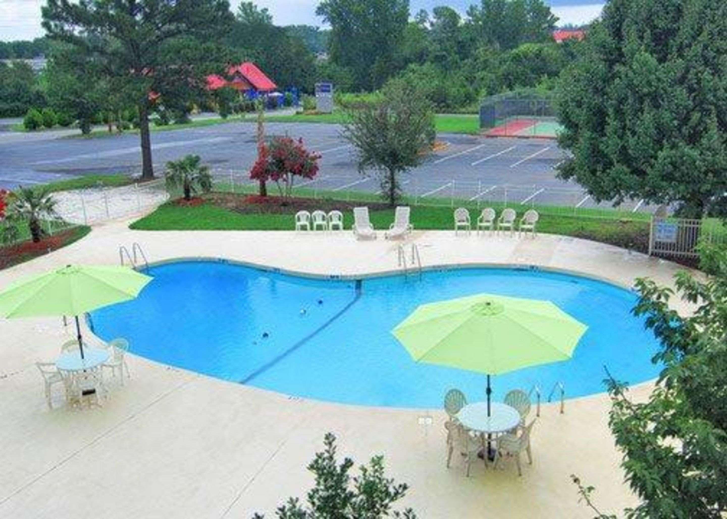 Clarion Hotel Fort Mill Near Amusement Park Exterior photo